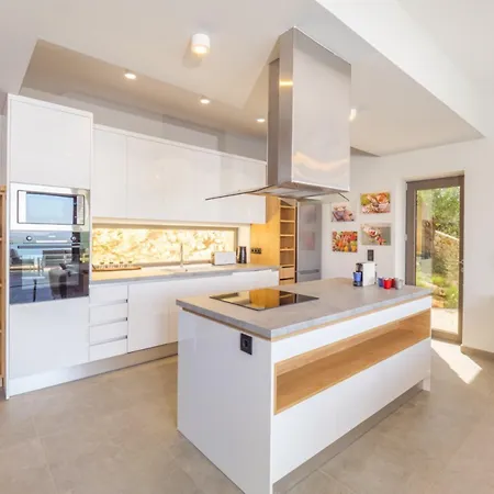 Ouranos Villa